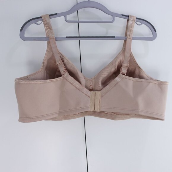 Playtex 18 Hour Ultimate Shoulder Comfort Wireless Bra Beige Size 46B 4693 - Picture 2 of 5